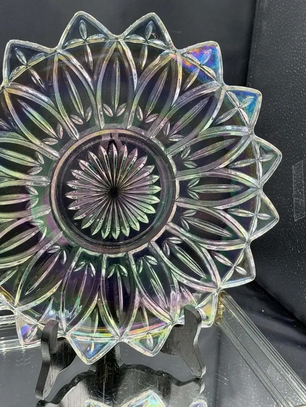 Vintage 1960s Federal Glass Petal Sunflower Pattern Iridescent Carnival Glass Se